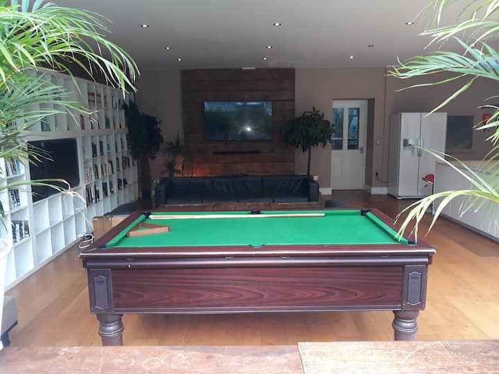 thrilling villa