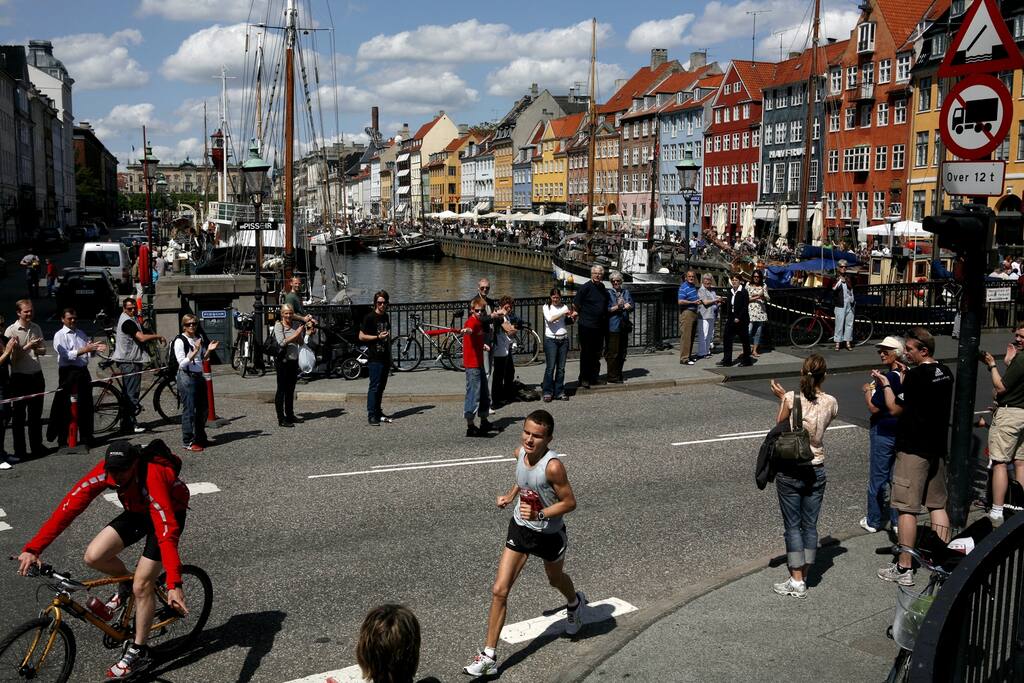Der er en halv kilometer til Femøren Metro, der på et kvarter bringer en direkte til centrum af København.