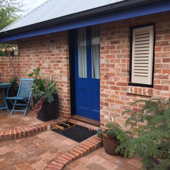 Guest house entry