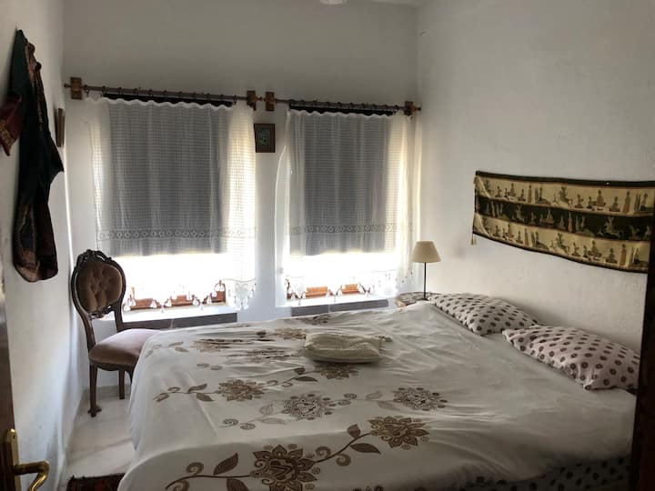 غرفة النوم 2