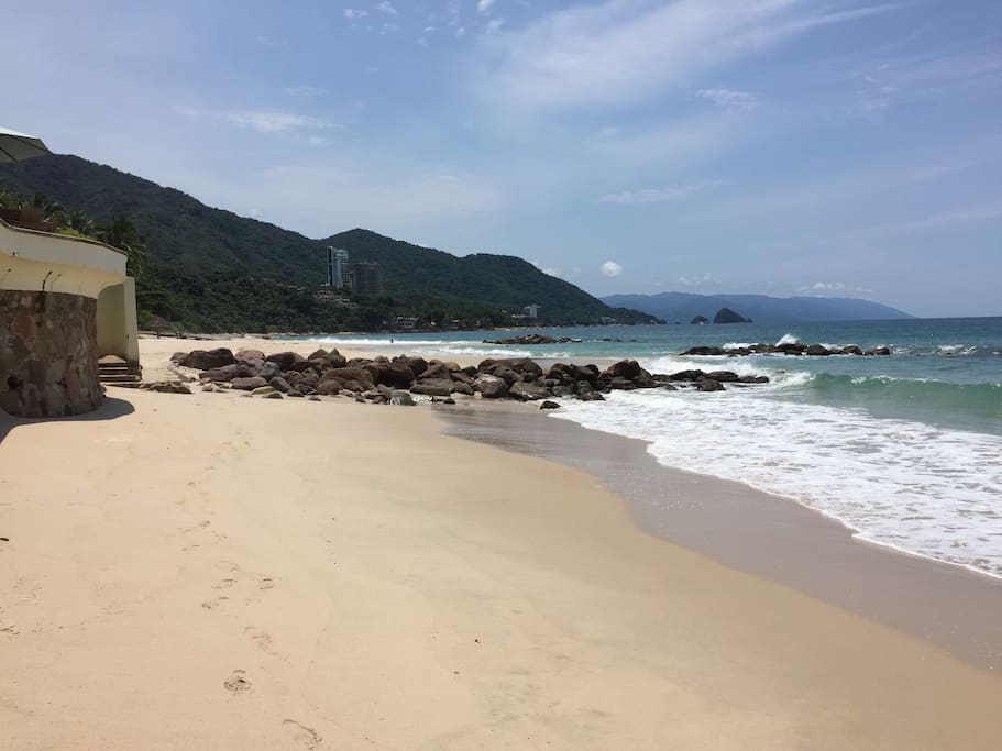 Vista norte desde la playa /North view since the beach
