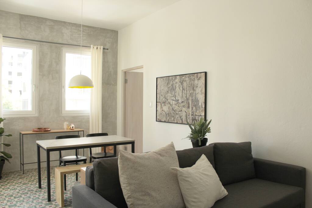 Living Room / Dining Room