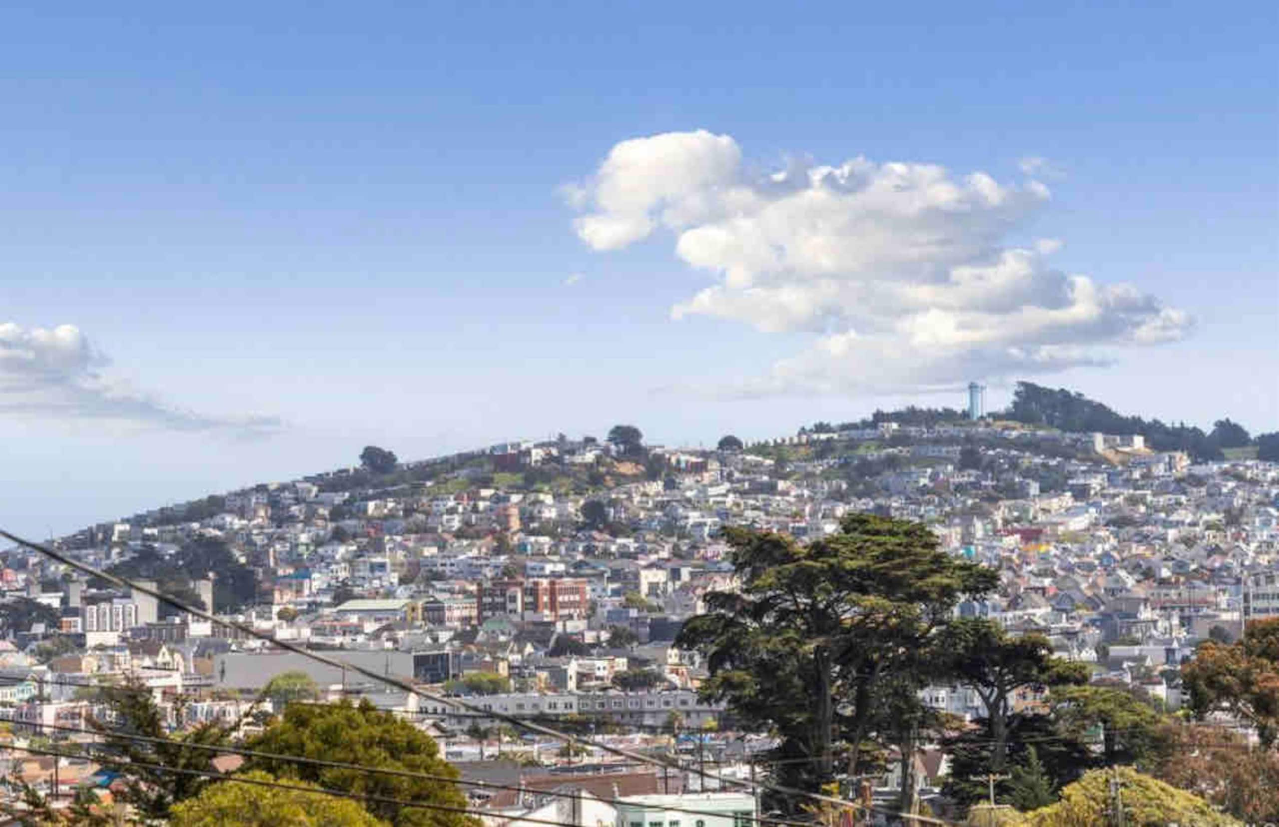 Home in San Francisco · ★4.96 · 3 bedrooms · 3 beds · 3 private baths - Image 30