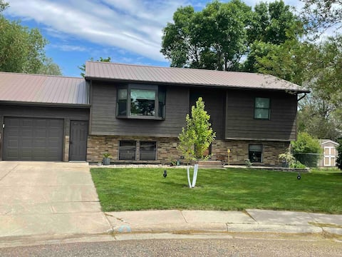 Beautiful city/country home.