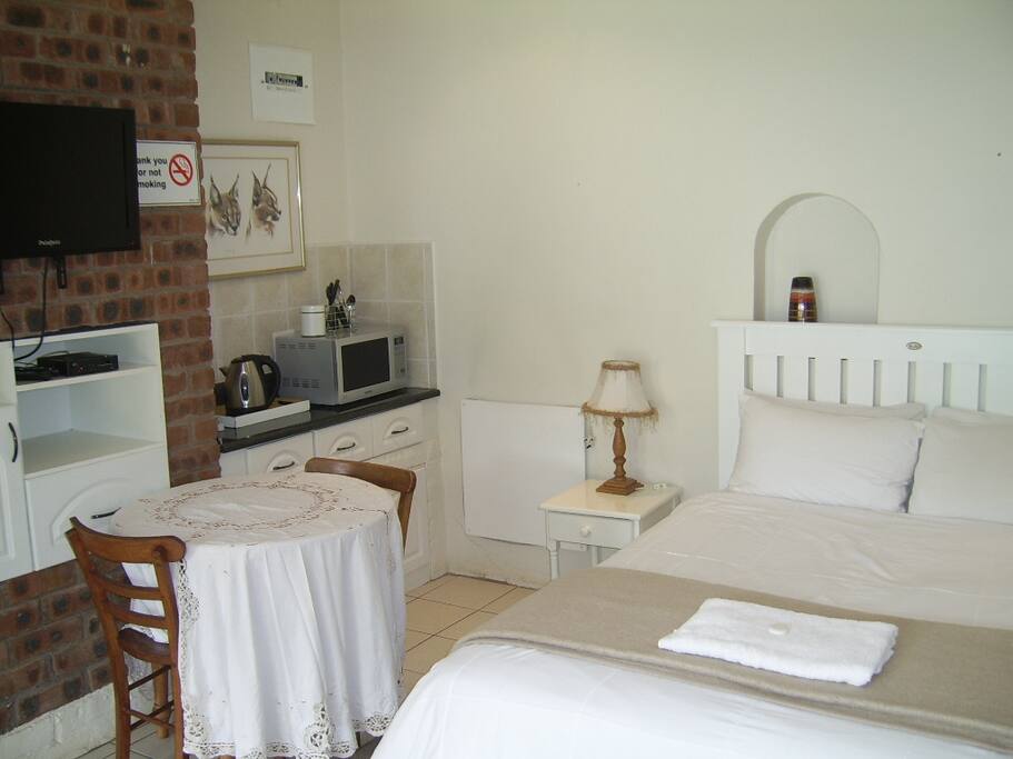 DSTV and self catering