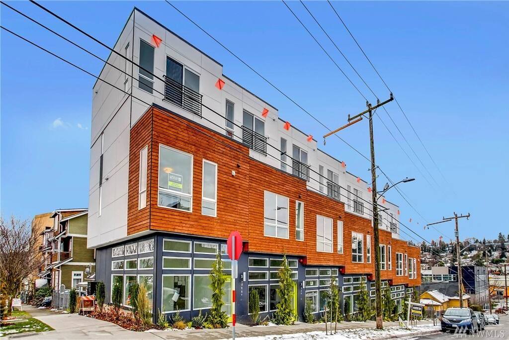 Your spacious room is located on the first floor of a modern, new construction townhouse!