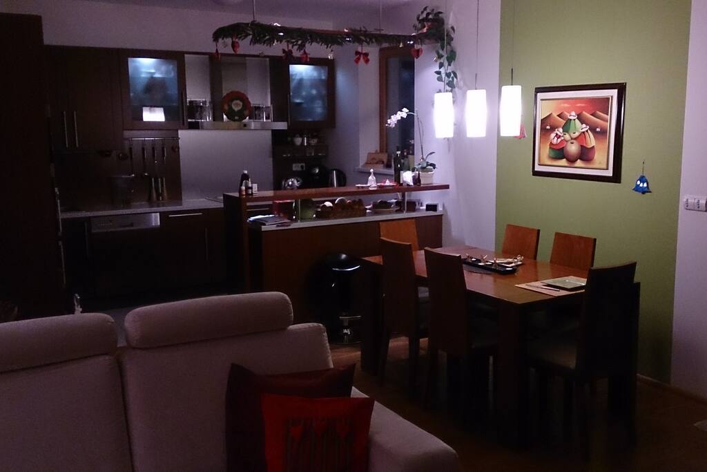 Dinning-table extendible
