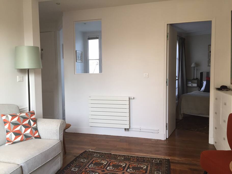 Salon vers la chambre