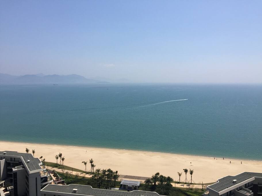 小区的私家沙滩小路。