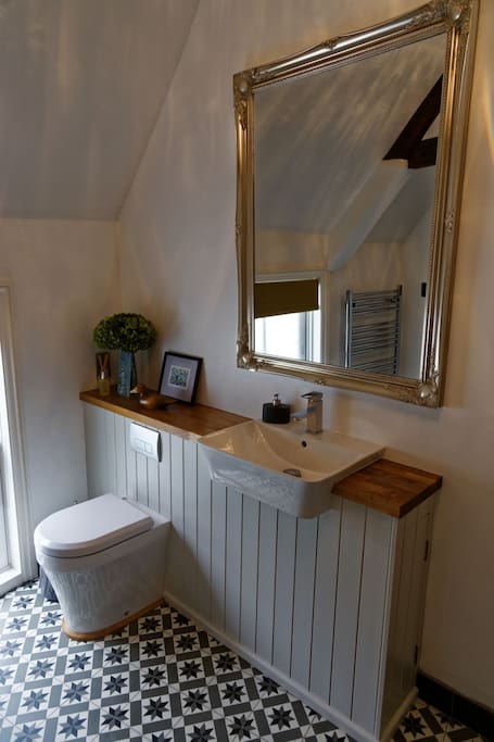 Ensuite Bathroom