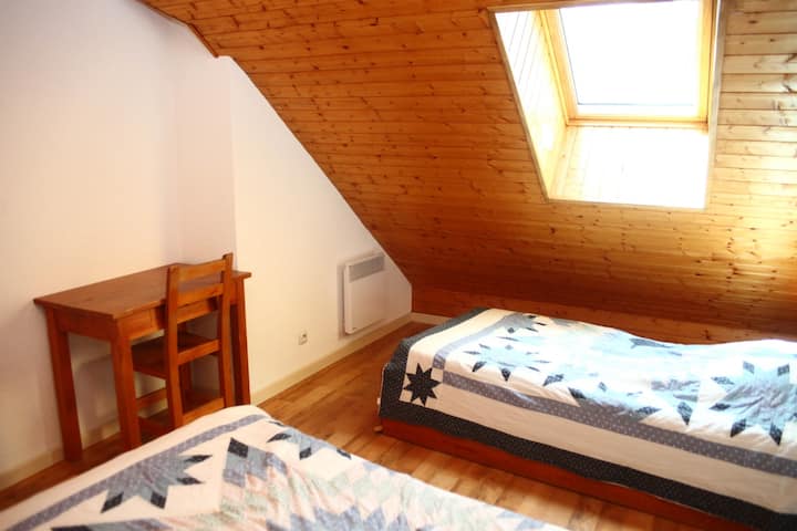 Dhomë gjumi 2