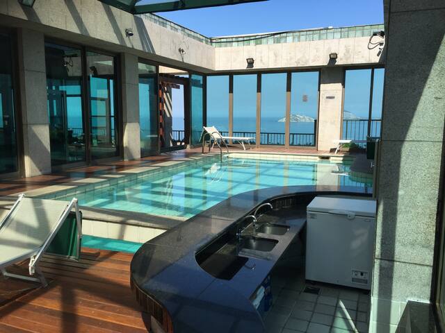 Tiffanys Ipanema 905 gallery image 2