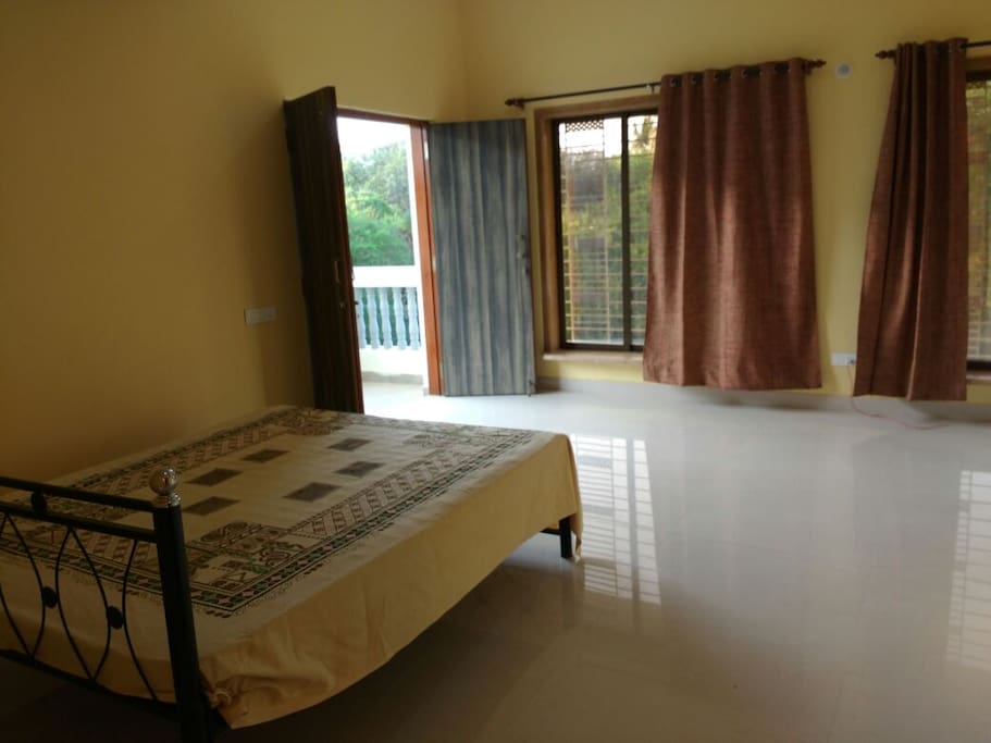 Spacious bedrooms with lake view