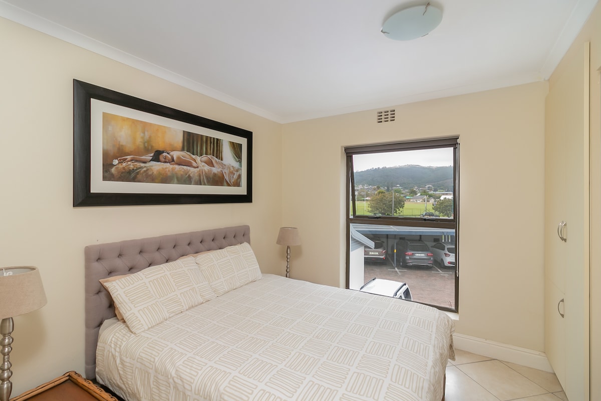 2nd en suite bedroom