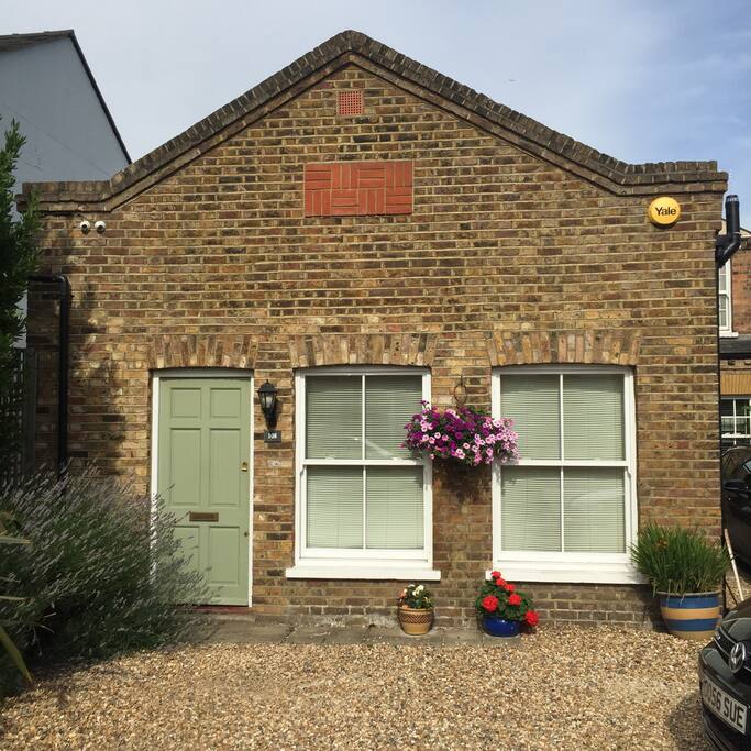 Good Restaurants Near Hampton Court Good Restaurants Near Hampton Court