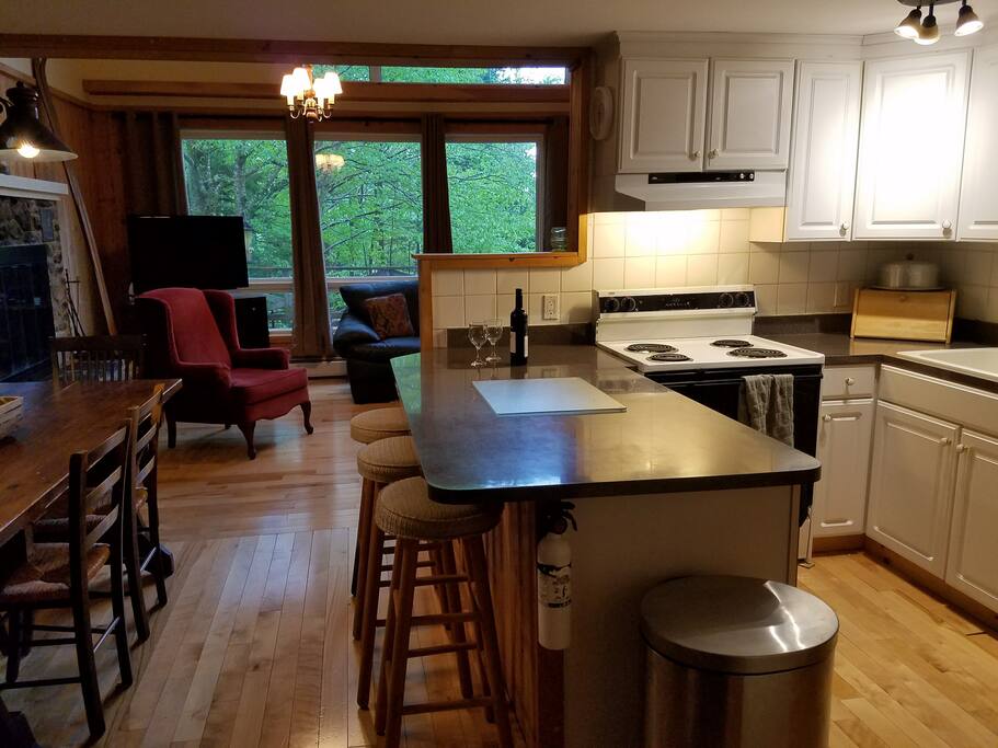 Fully Furnished Kitchen with Dishwasher