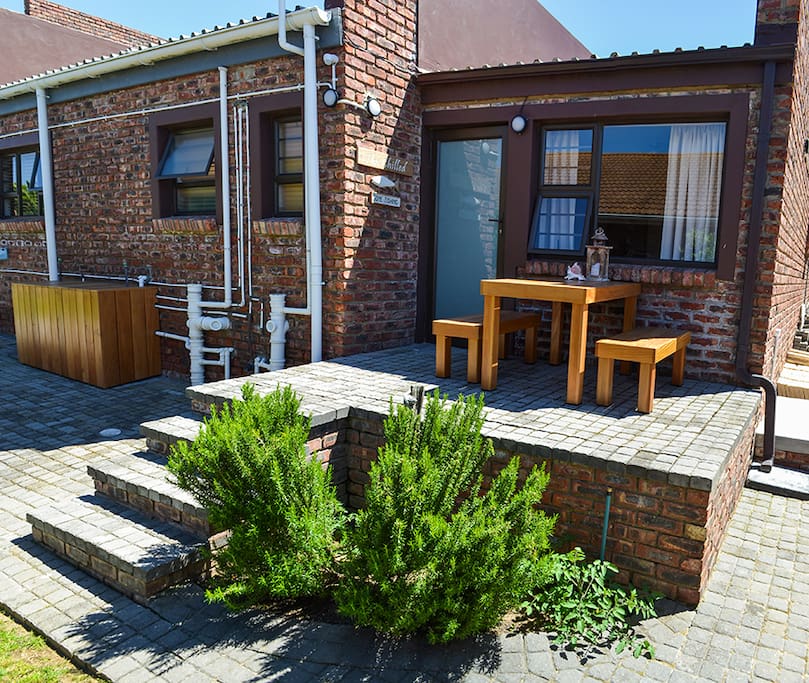 The Chilled Bedroom Entrance