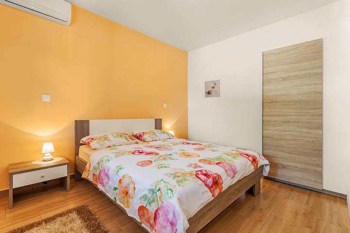 Спална соба 2