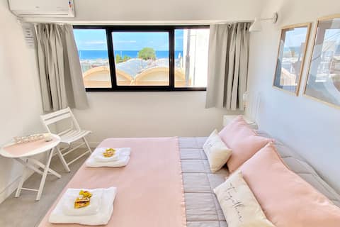 Ocean View - Apartment 50 meters from the Sea