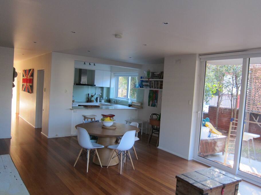 Living/Dining Area