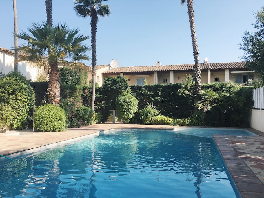 Piscine de la résidence (chauffée)