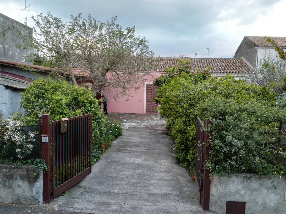 Cortile d'ingresso