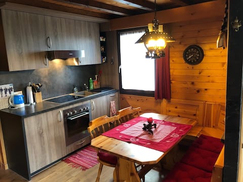 Top Airbnb: Charming studio in the heart of the Portes du Soleil in Val D'illiez