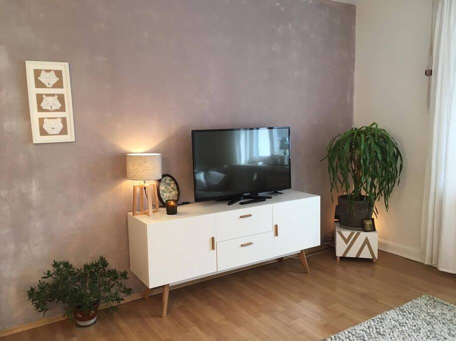 Wohnzimmer / Living Room