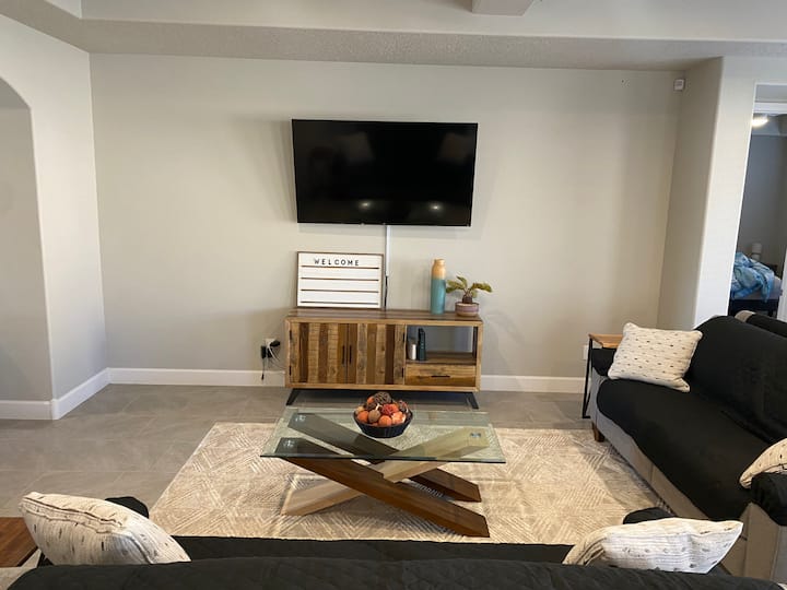 Brand New Modern 3bedroom Home - Santa Ana Star Casino Hotel