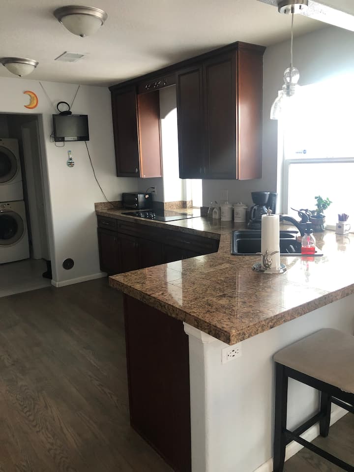 Private Room In Denver - Denver, CO