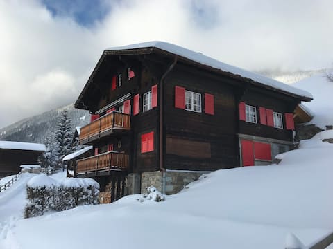 Top performing Airbnb: Under the roof of the old Valais house in Greich in Riederalp
