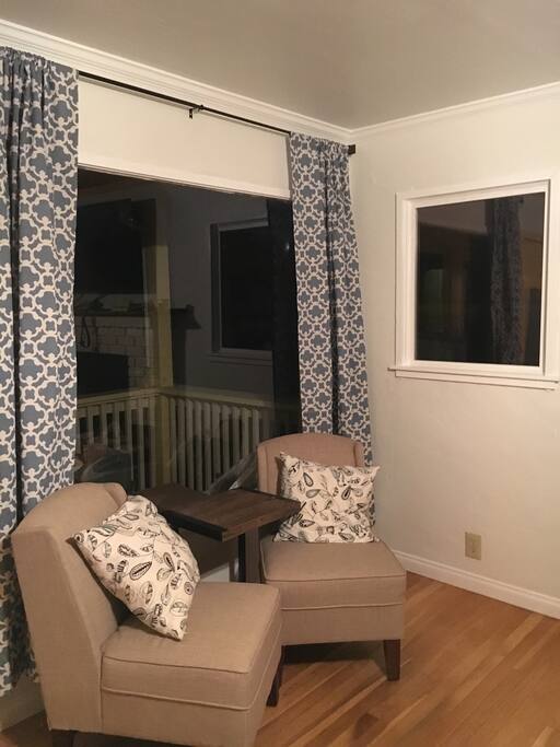 Living room sitting area.