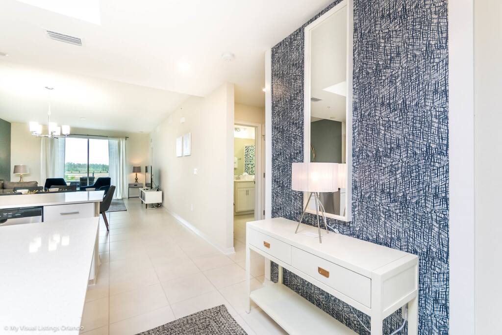 4741ClockTowerDr304-1a