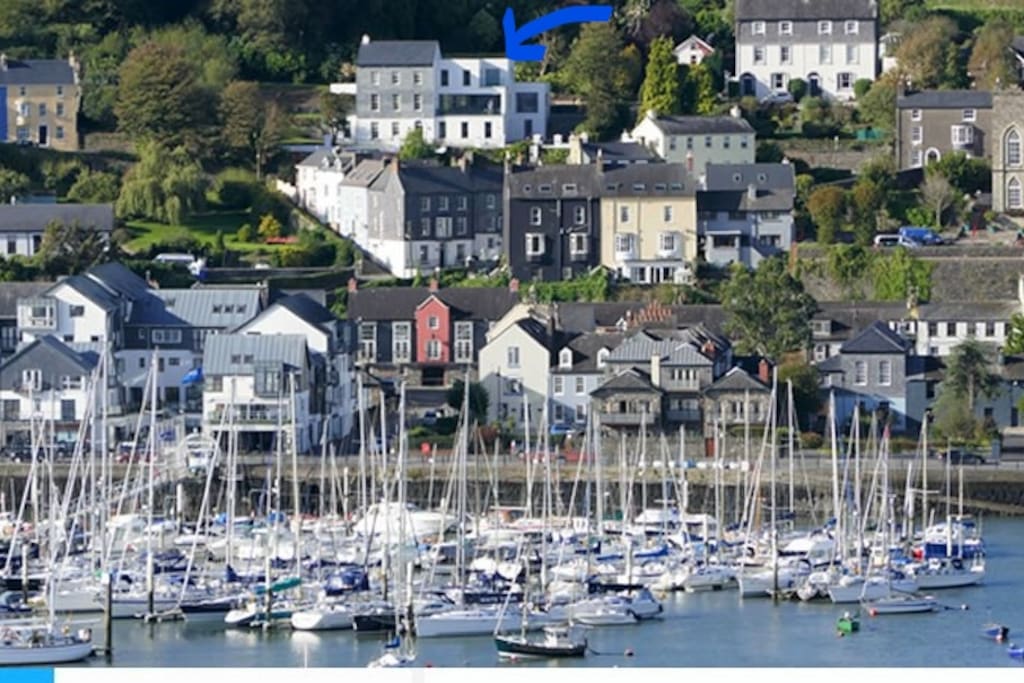 Overlooking beautiful Kinsale harbour (see arrow)