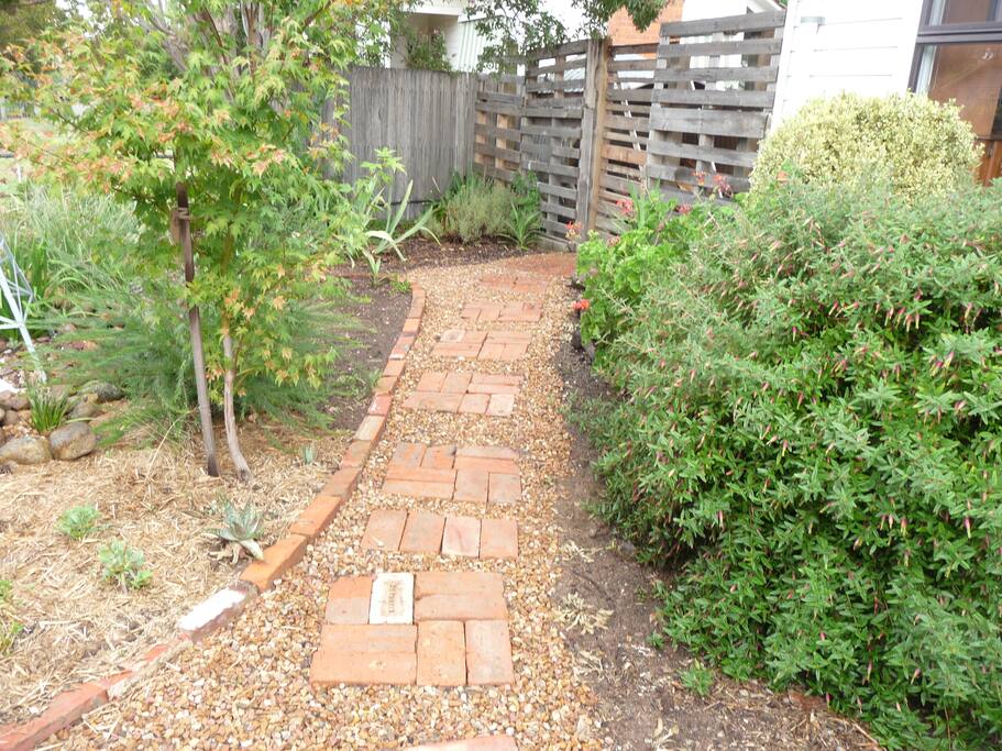 Private front garden for relaxing