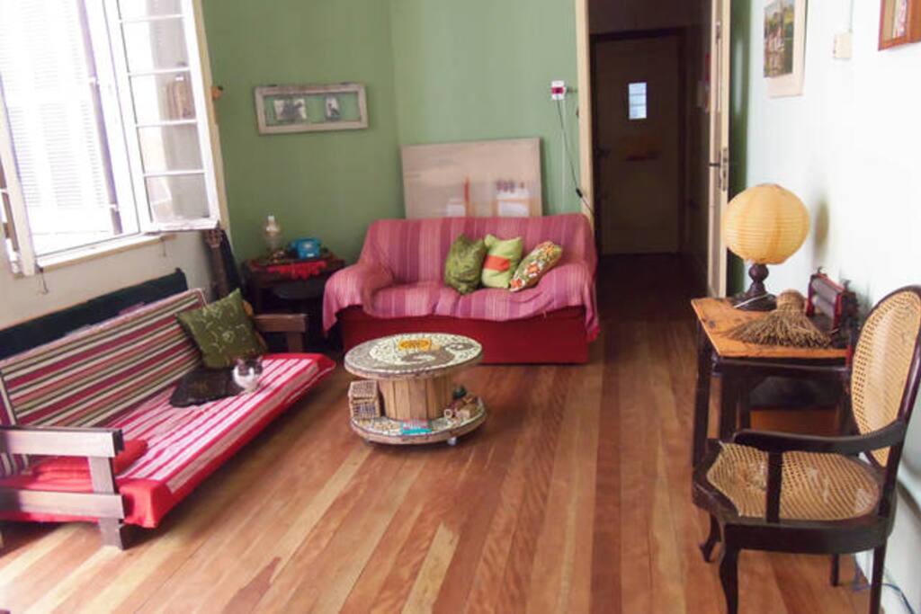 Sala de estar de uso comum.