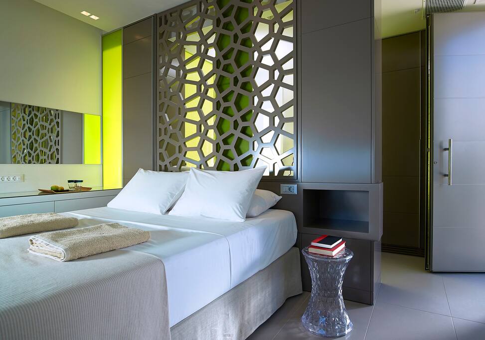 guest bedroom