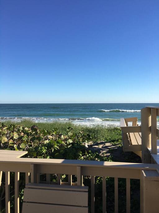 Little Ocean Club Deck with Bench Seating
