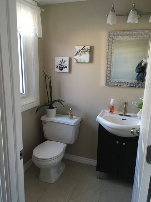 Powder room