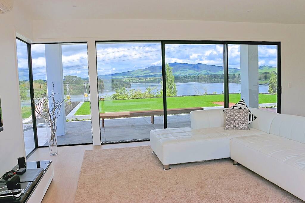 Lounge view