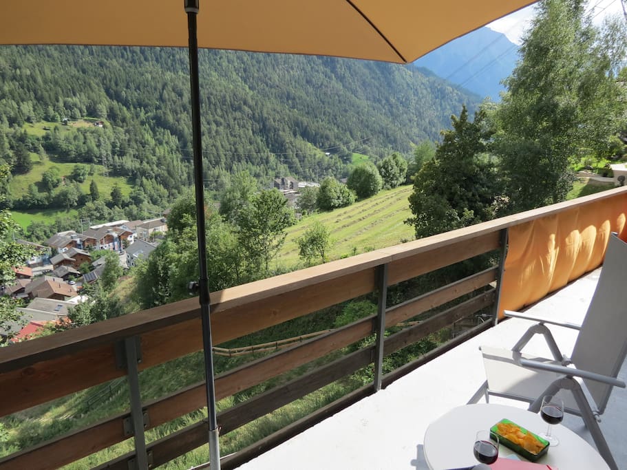 Free view from the balcony to Morel and the Rhone