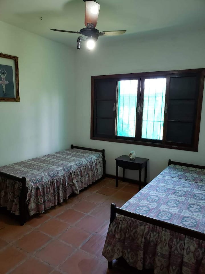 2 letti in ogni stanza