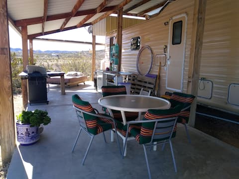 Cozy Caravan 
with incredible view
10 min. to BBNP