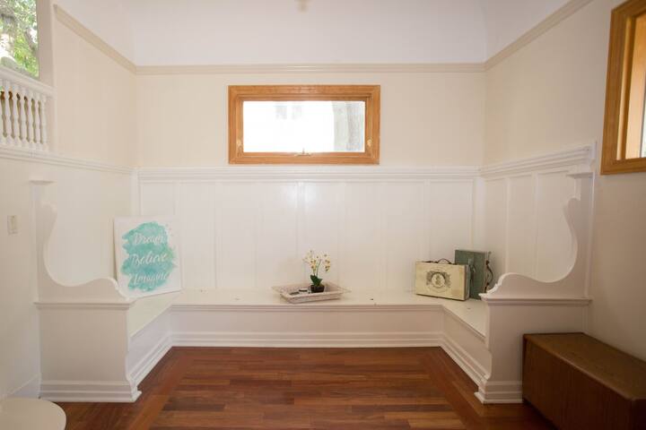 5 bedrooms house, available for large groups gallery image 5