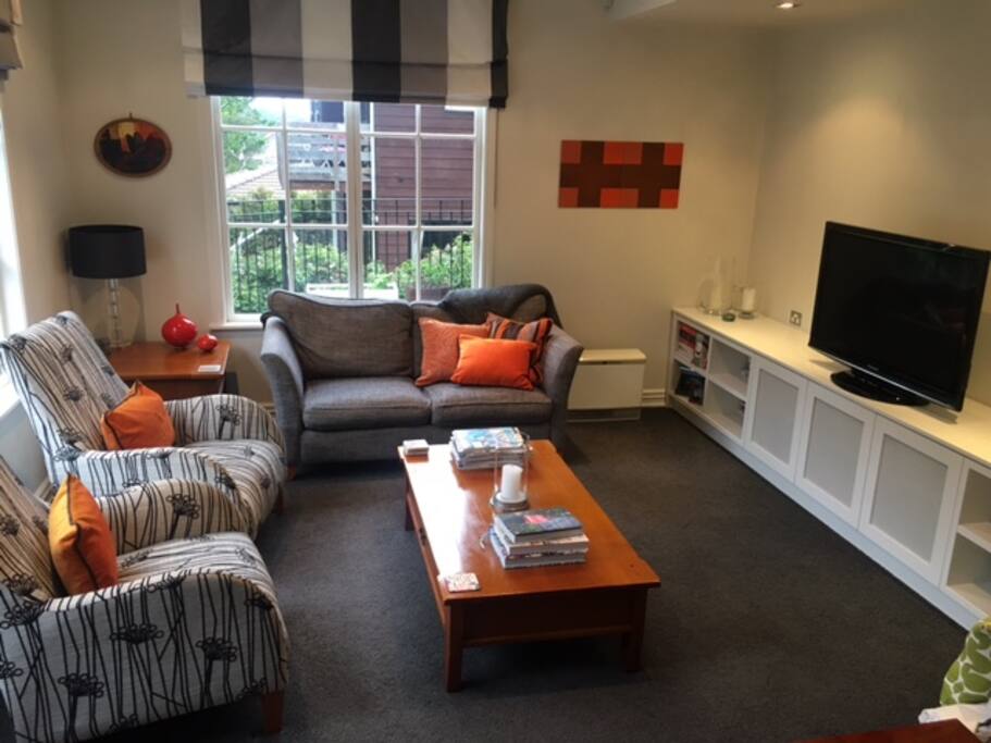 Lounge/TV