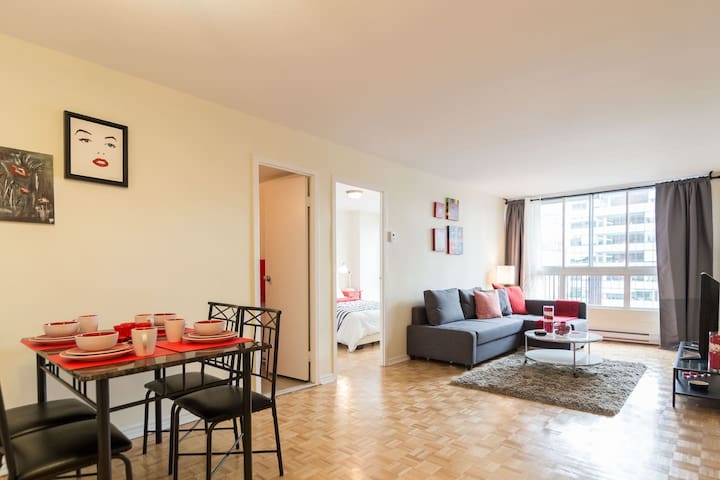 Love Flat in Downtown