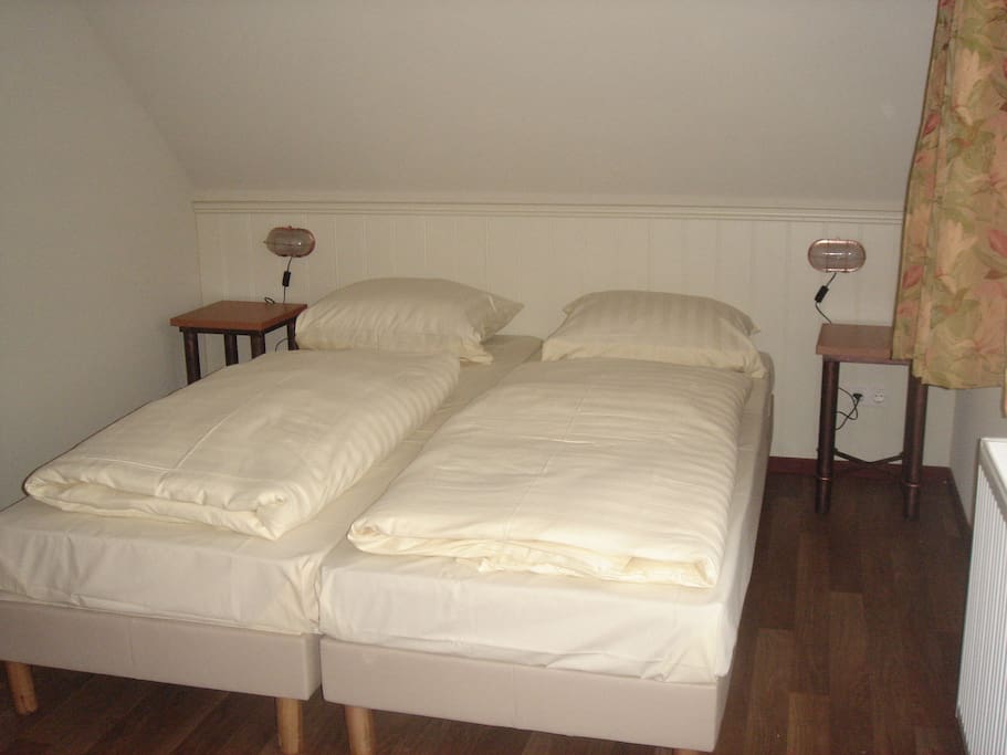 3 slaapkamers met 8 bedden