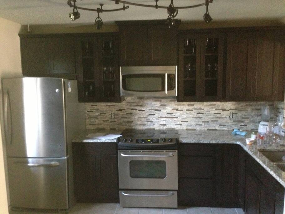 The Golden Gate Bridge... Kitchen obviously.