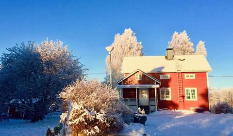Lovely countryside house by the Kemijoki- river