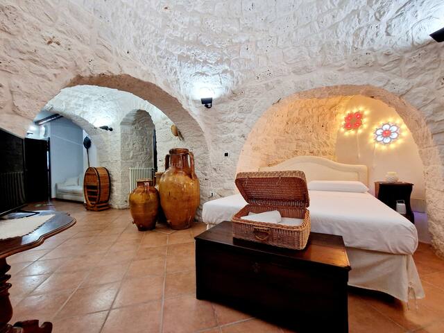 Villa Elisa trulliandmore campo tennis e piscina